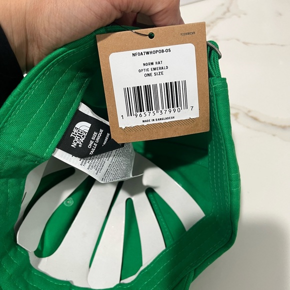 The North Face Green Cap (Shallow Fit) New with Tags - Picture 8 of 10
